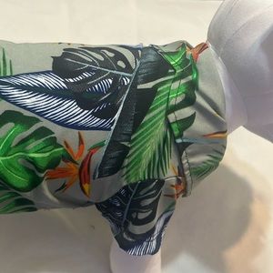 2 Pet Hawaii Shirts